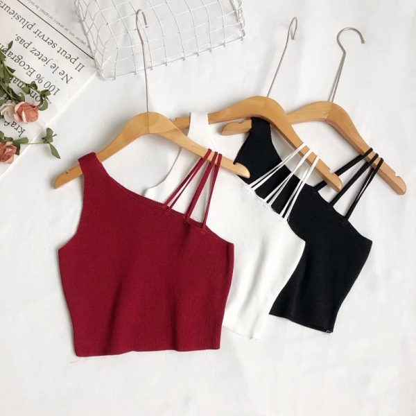 "Triple strap crop"